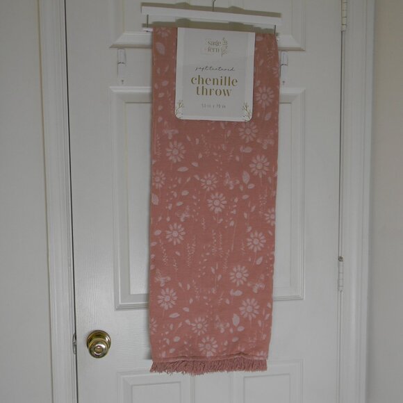 sage + fern Soft Textured Chenille Throw Blanket Pink Flowers Butterfly NWT - Picture 1 of 5